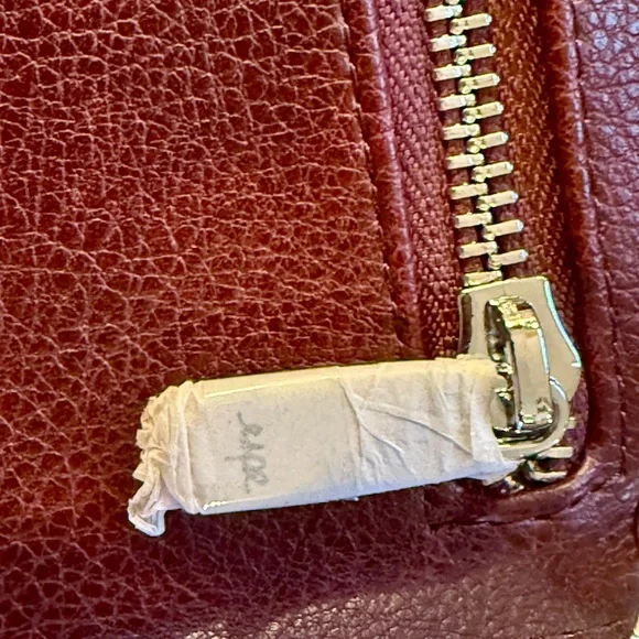 Espe Burgundy Floral Crossbody Bag - Picture 4 of 10